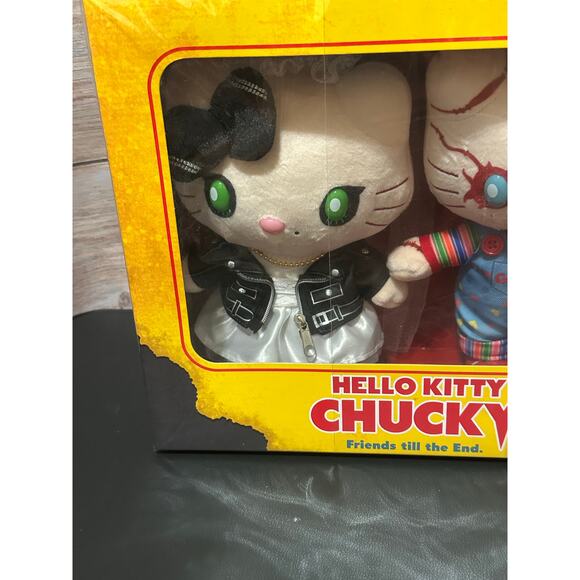 Hello Kitty Chucky & Tiffany 9" Plushes With Box Limited universal studios Japan - Picture 2 of 9